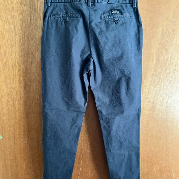 Banana Republic Slim Lived-In Chino - Men's 34x32 - Flint Gray - Picture 3 of 11